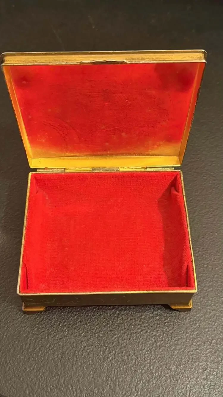 Vintage Ornate Engraved Gold Tone/Brass? Trinket Box